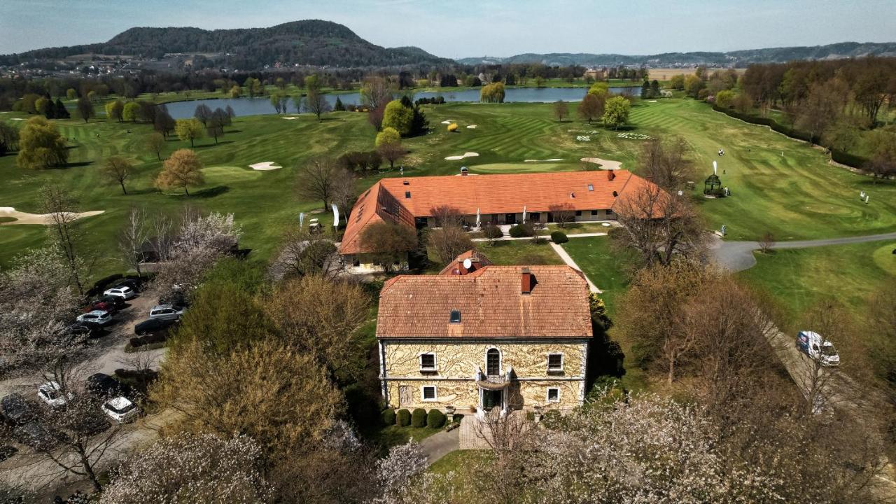 Gaestehaus Golf Club Gut Murstaetten Lebring Bagian luar foto